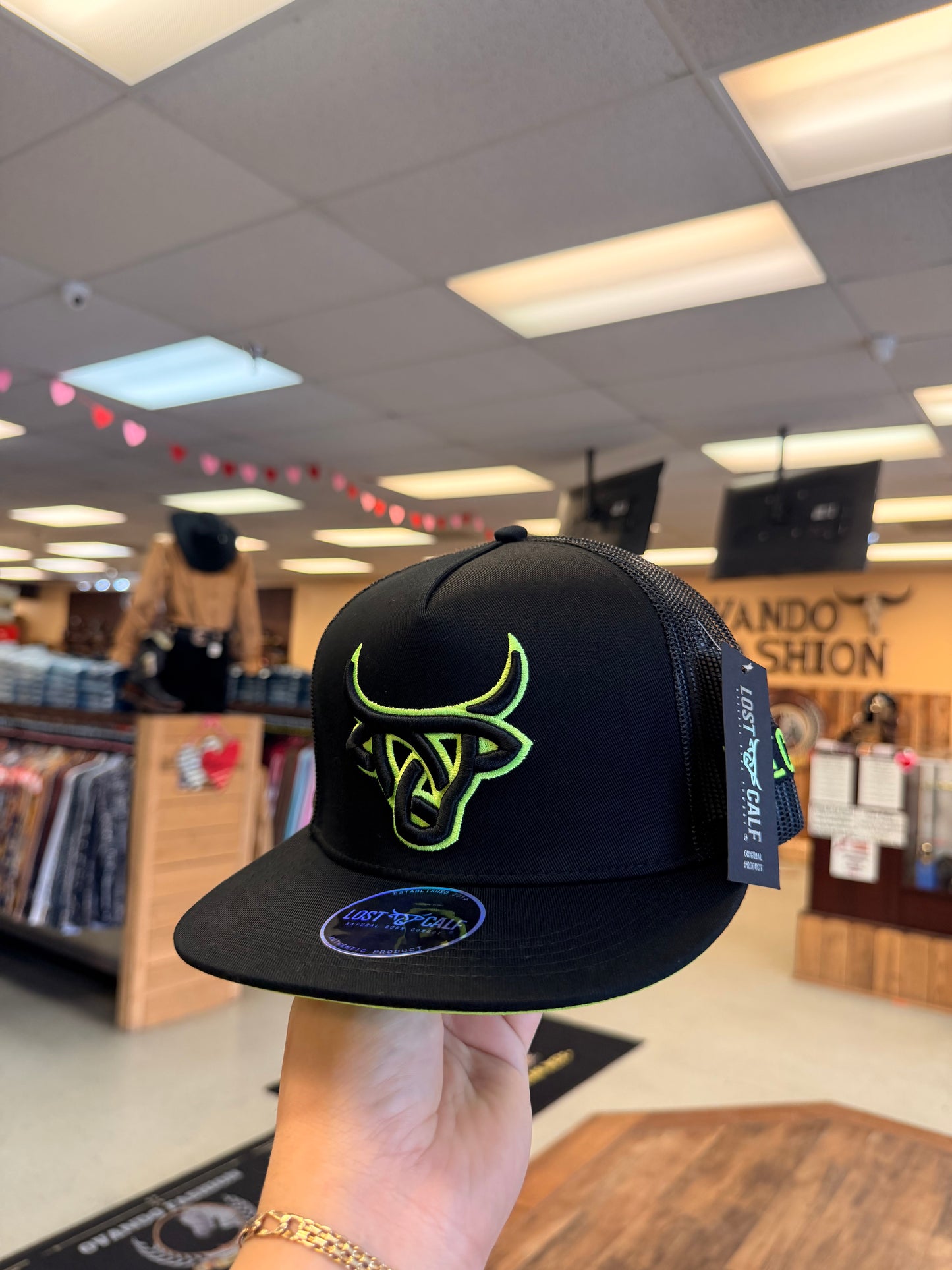 Lost calf cap black