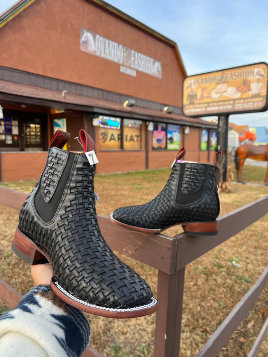 Botin Rodeo Petatillo Black Square Toe With Leather Sole