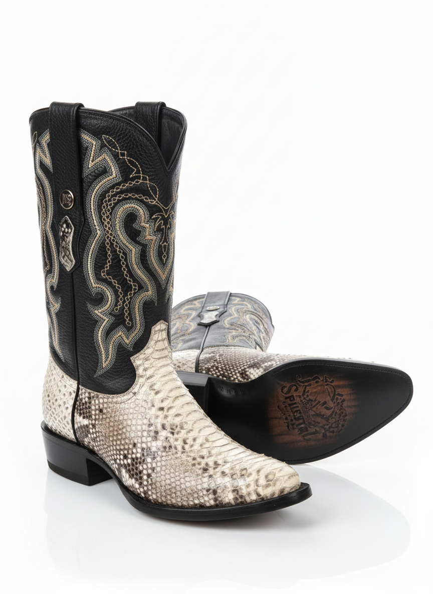 Men boots white and black oval