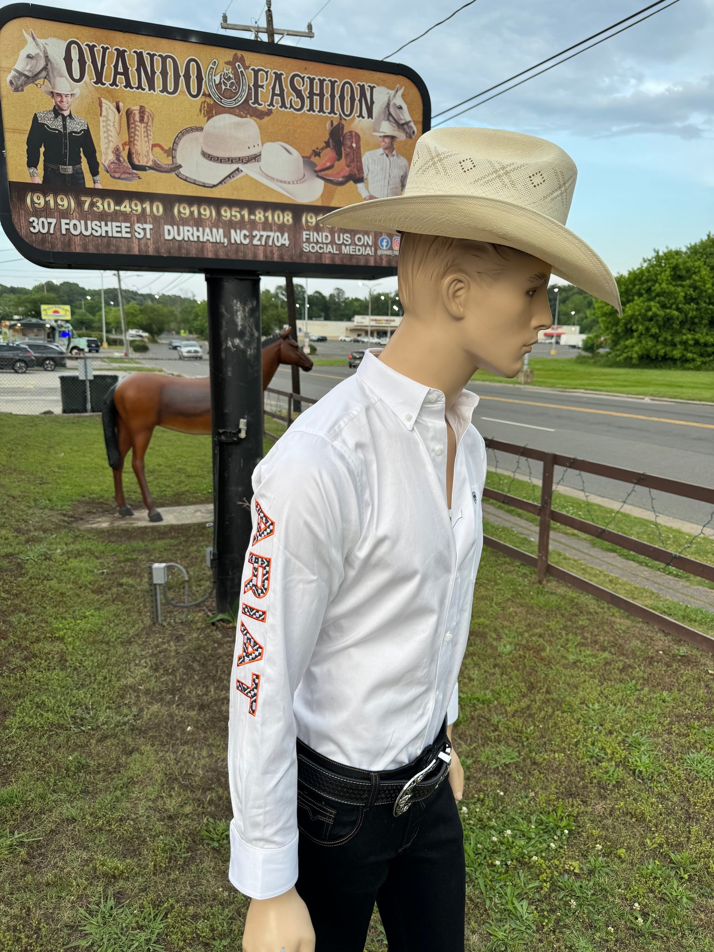 Ariat Team Logo Twill LS Classic Fit White Shirt