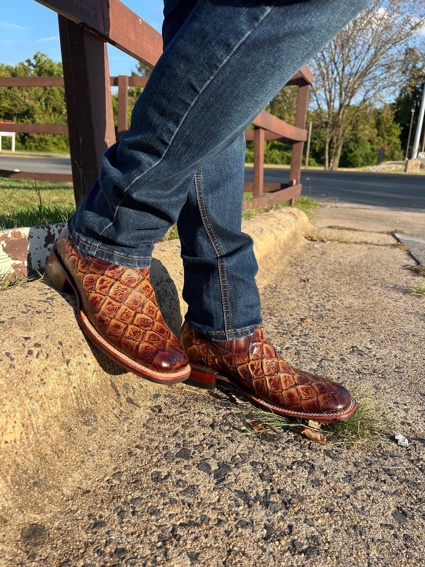 Botin Rodeo Pirarucu Maple Square Toe With Jumper Sole