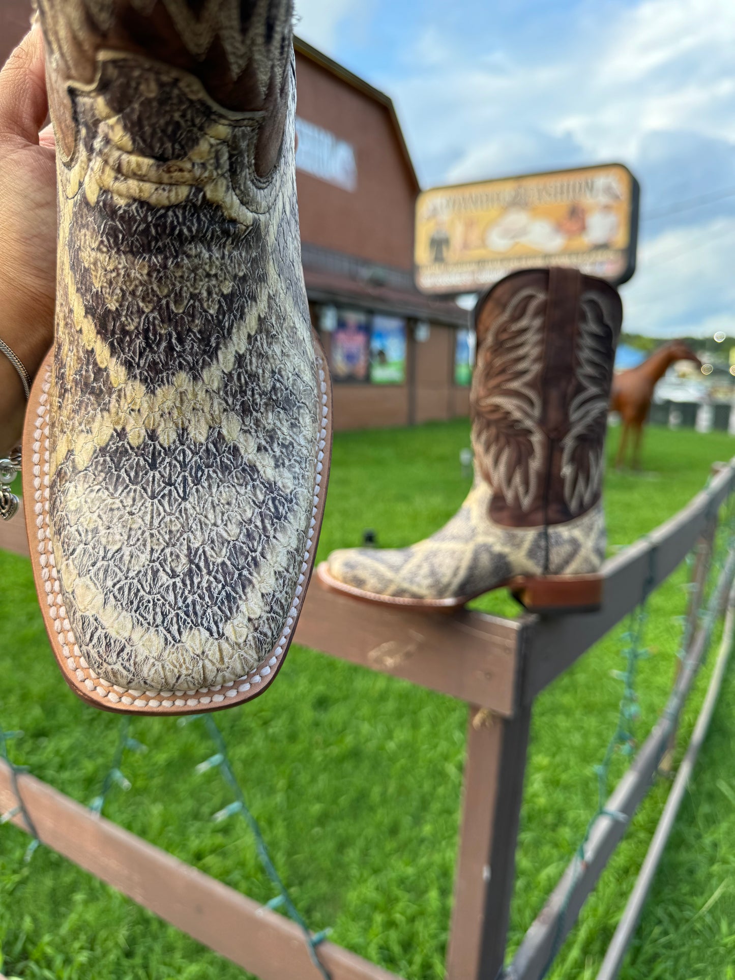 Men Natural Rattlesnake Print Square Toe Boots