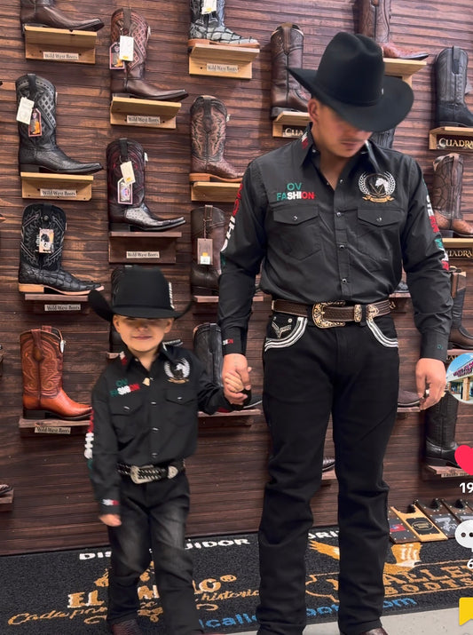 Moda OV para niños negro con letras de colores México
