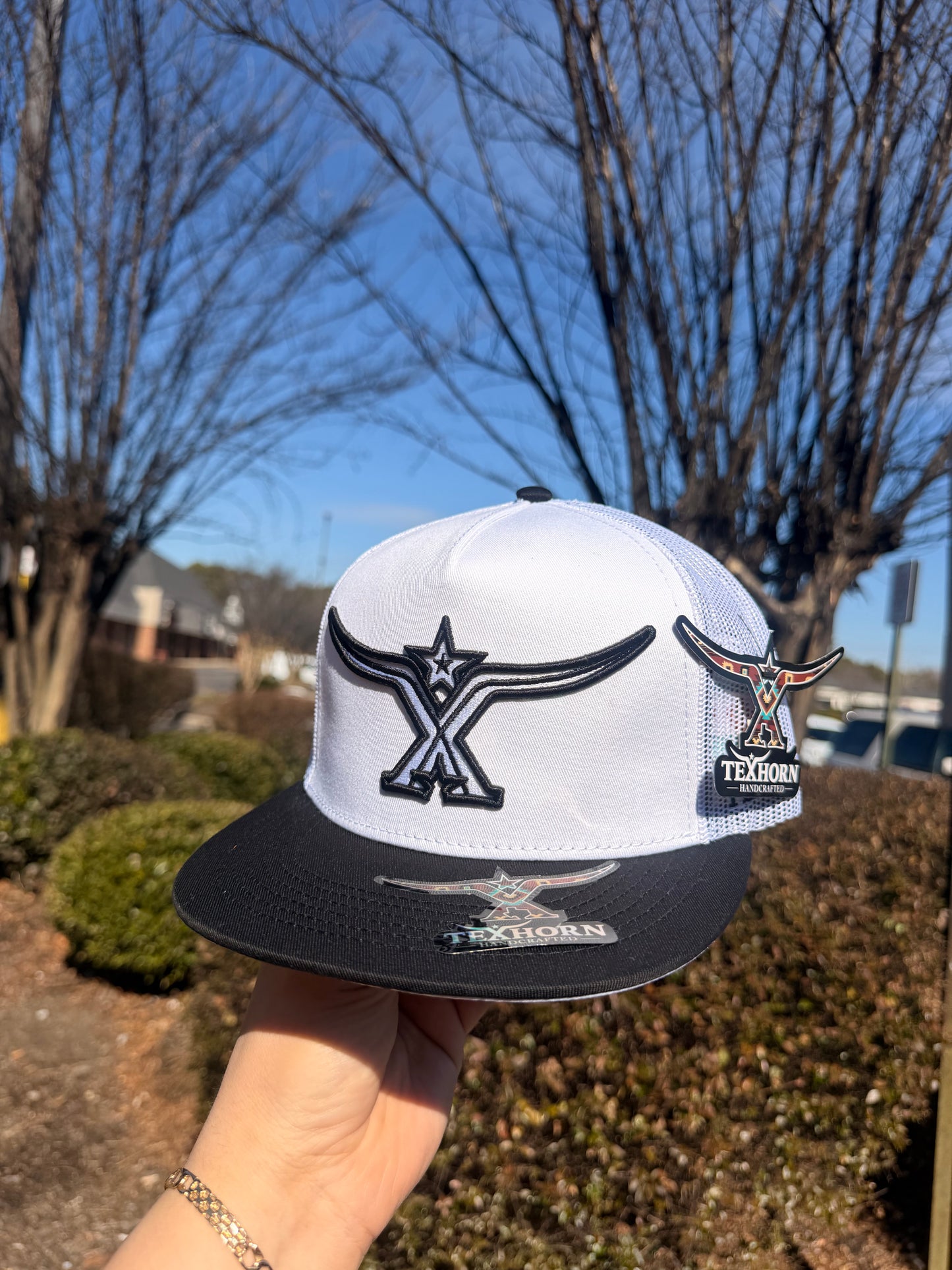 Men cap black and white