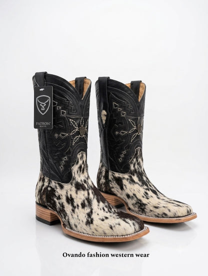 Men’s Cowhide In natural black and white