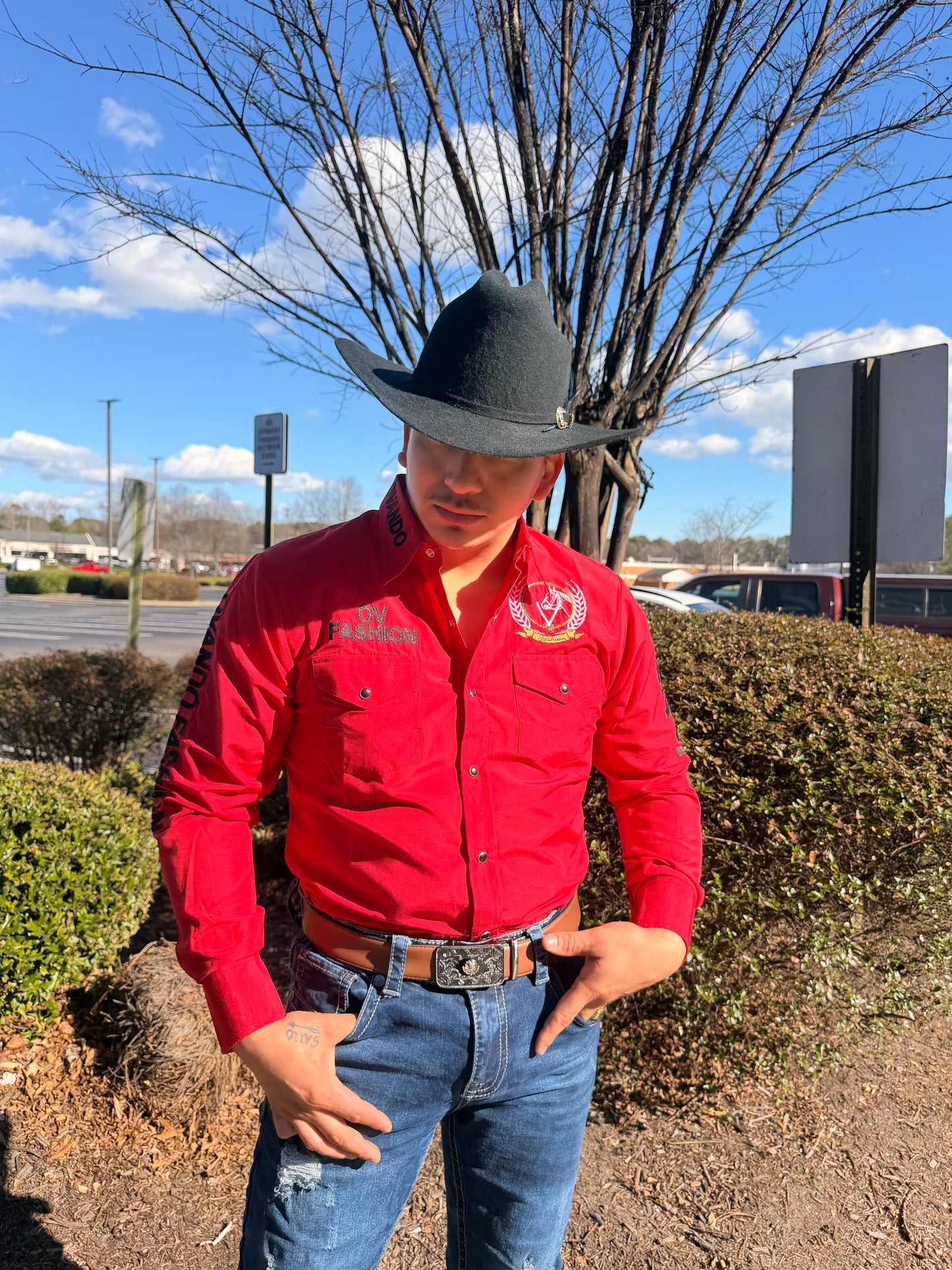 Moda OV Hombre Rojo con Negro
