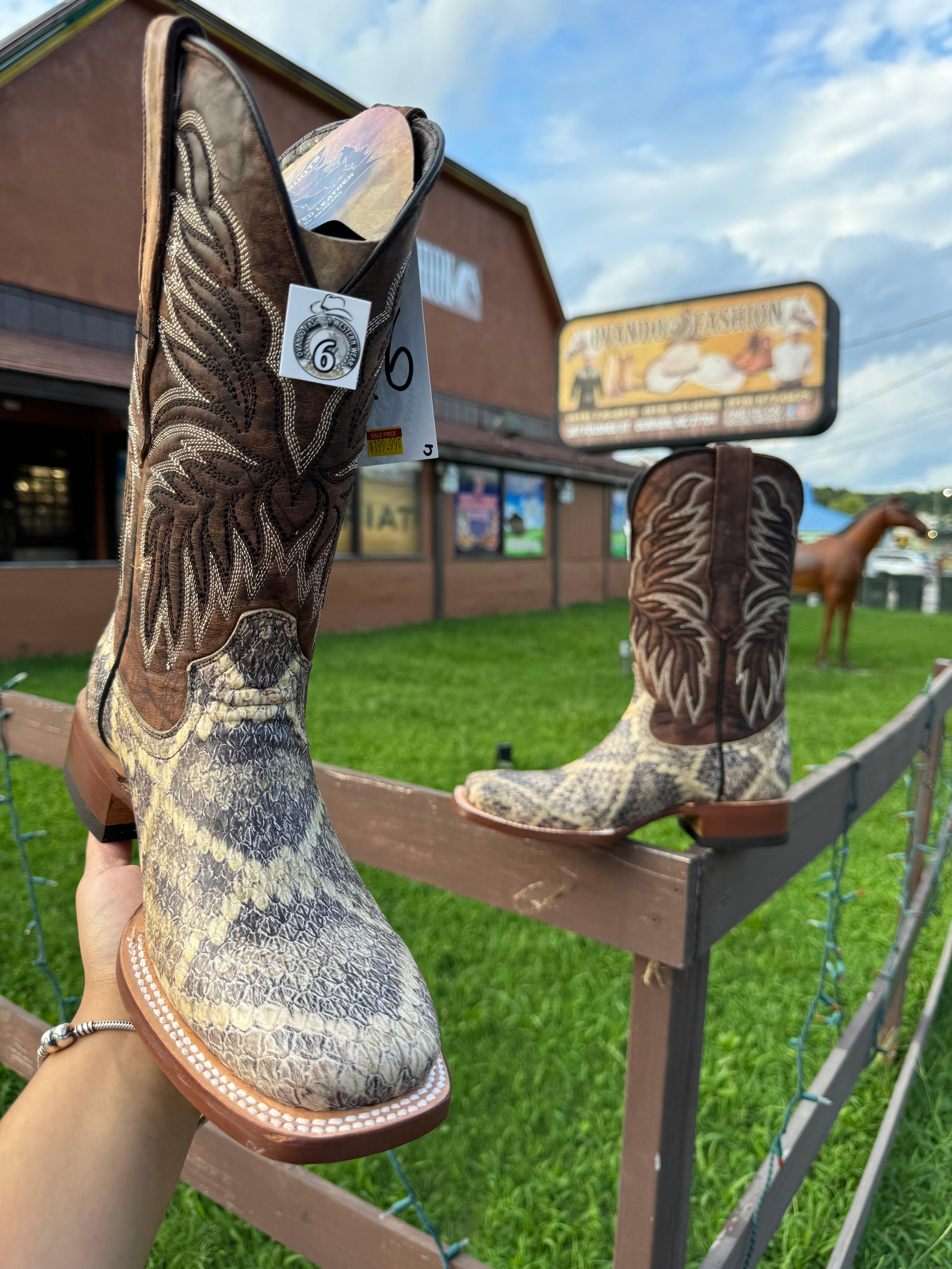 Men Natural Rattlesnake Print Square Toe Boots