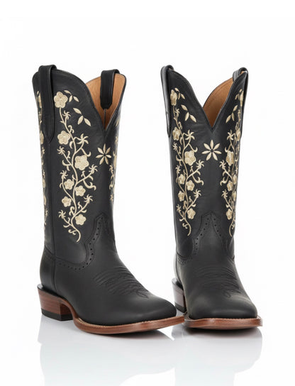 Negro con bordado floral vintage