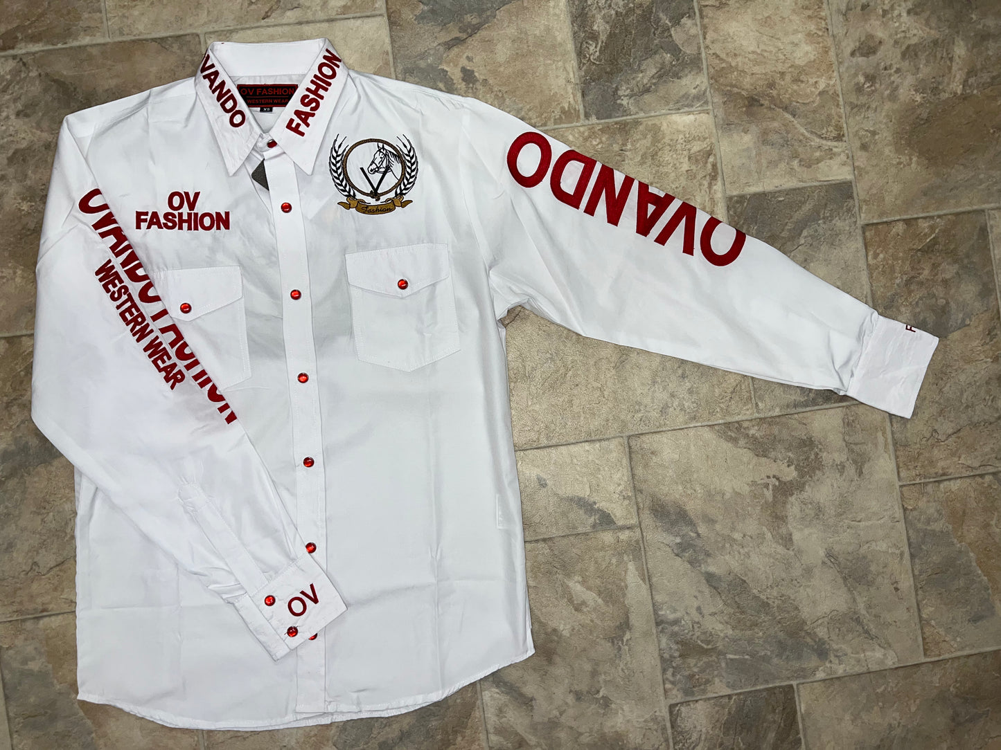 OV Fashion para hombre blanco con rojo